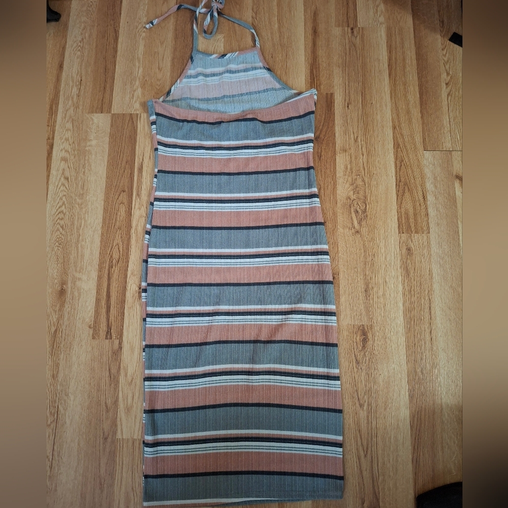 Fashion Magazine Striped Halter Bodycon Midi Dress in Blue & Light Neutral Pink - Picture 3 of 6